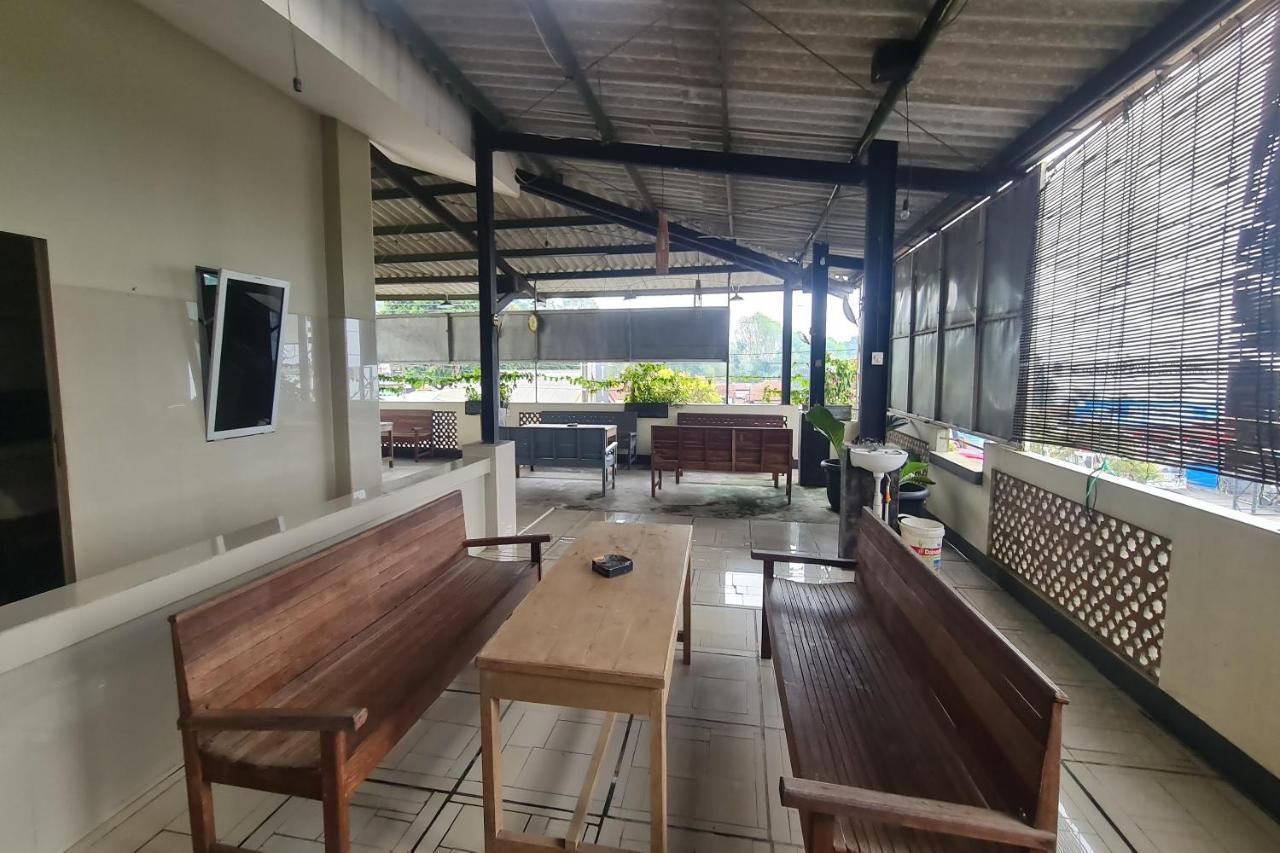 Capital O 93250 Hotel Tirta Kencana 2 Baturaden Banyumas Kültér fotó